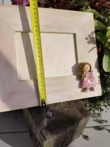 Ramka drewniana na zdjęcie z aniołem ceramicznym