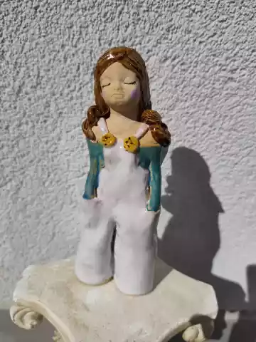 anioł ceramiczny