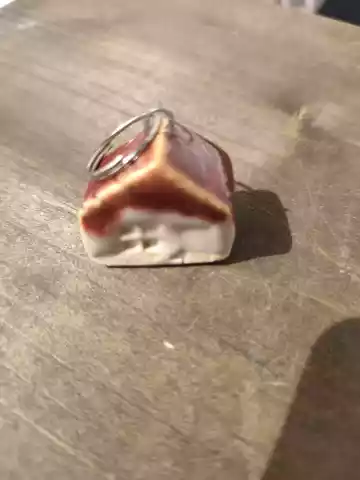 domek ceramiczny brelok do kluczy, lub zawieszka