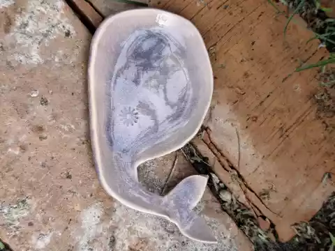 Pojemnik ceramiczny delfinek