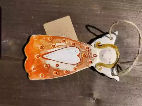 anioł ceramiczny