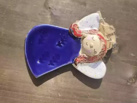 Aniołek ceramiczny