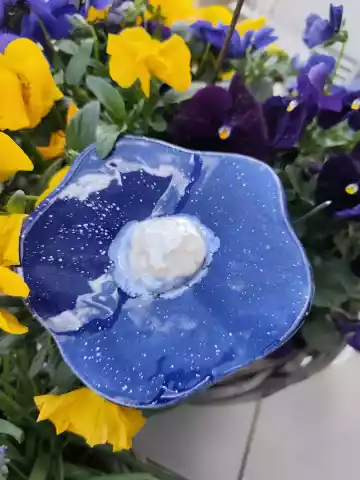 kwiat ceramiczny