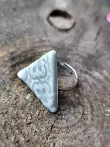 Pierścionek ceramiczny 4