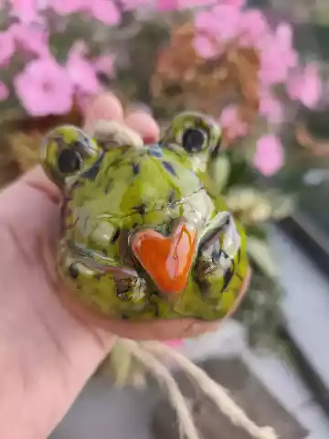 dzwonek ceramiczny żaba