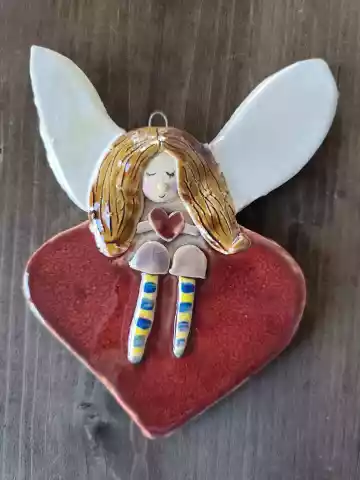 anioł ceramiczny