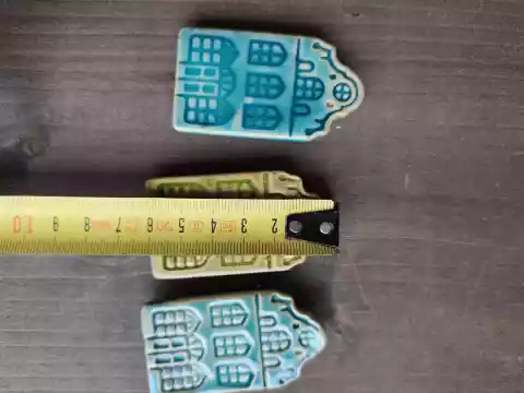 magnes ceramiczny kamieniczka domek