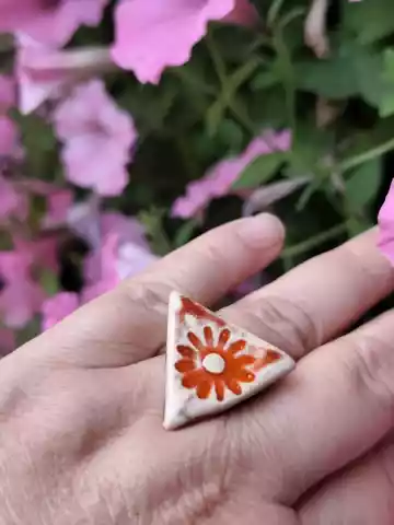 Pierścionek ceramiczny 11