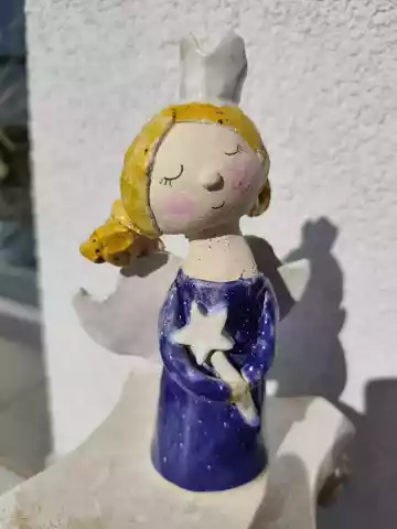 aniołek ceramiczny