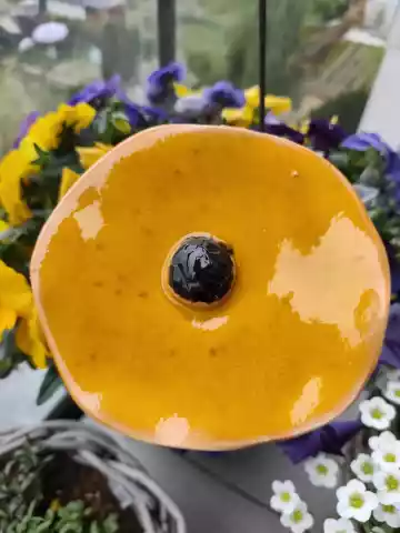 Kwiat ceramiczny morelowy