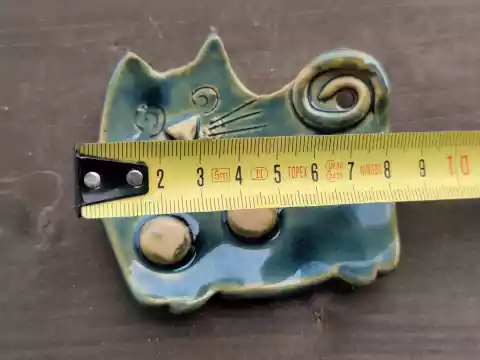 Mydelniczka ceramiczna kot pełna 1