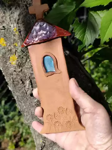 kapliczka ceramiczna