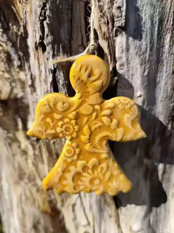 aniołek ceramiczny zawieszka