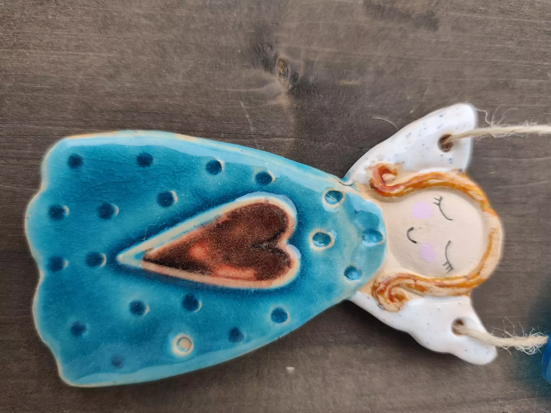 anioł ceramiczny