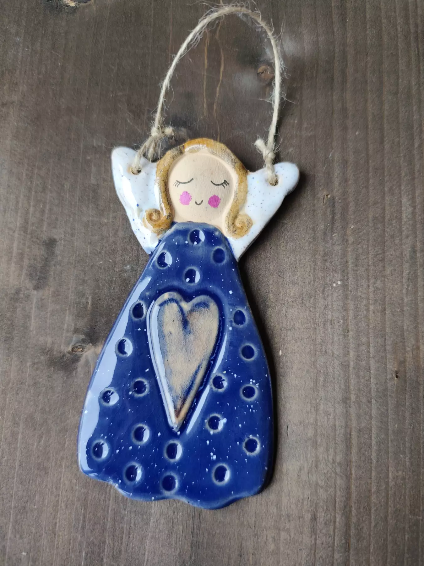 anioł ceramiczny