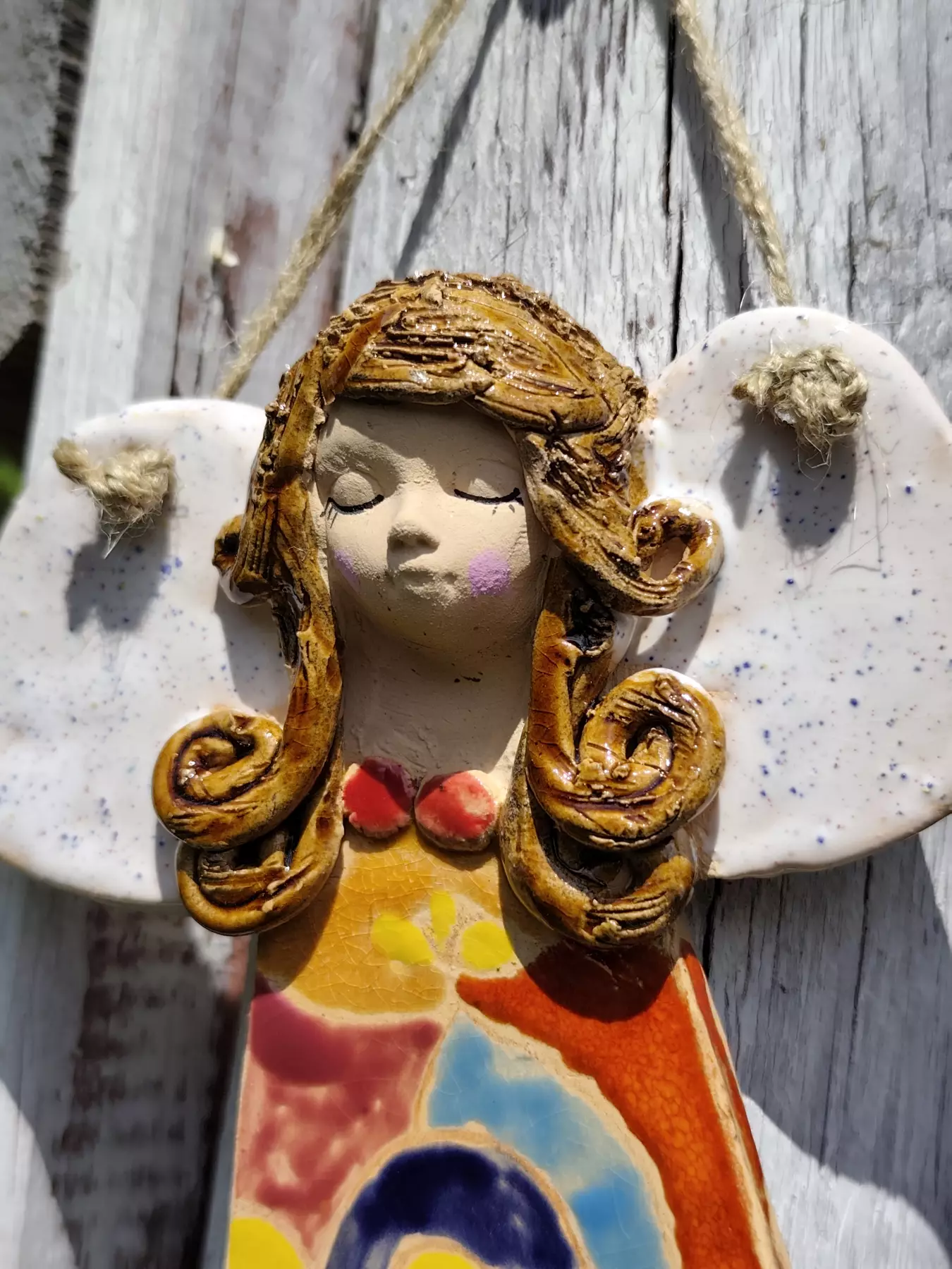 anioł ceramiczny