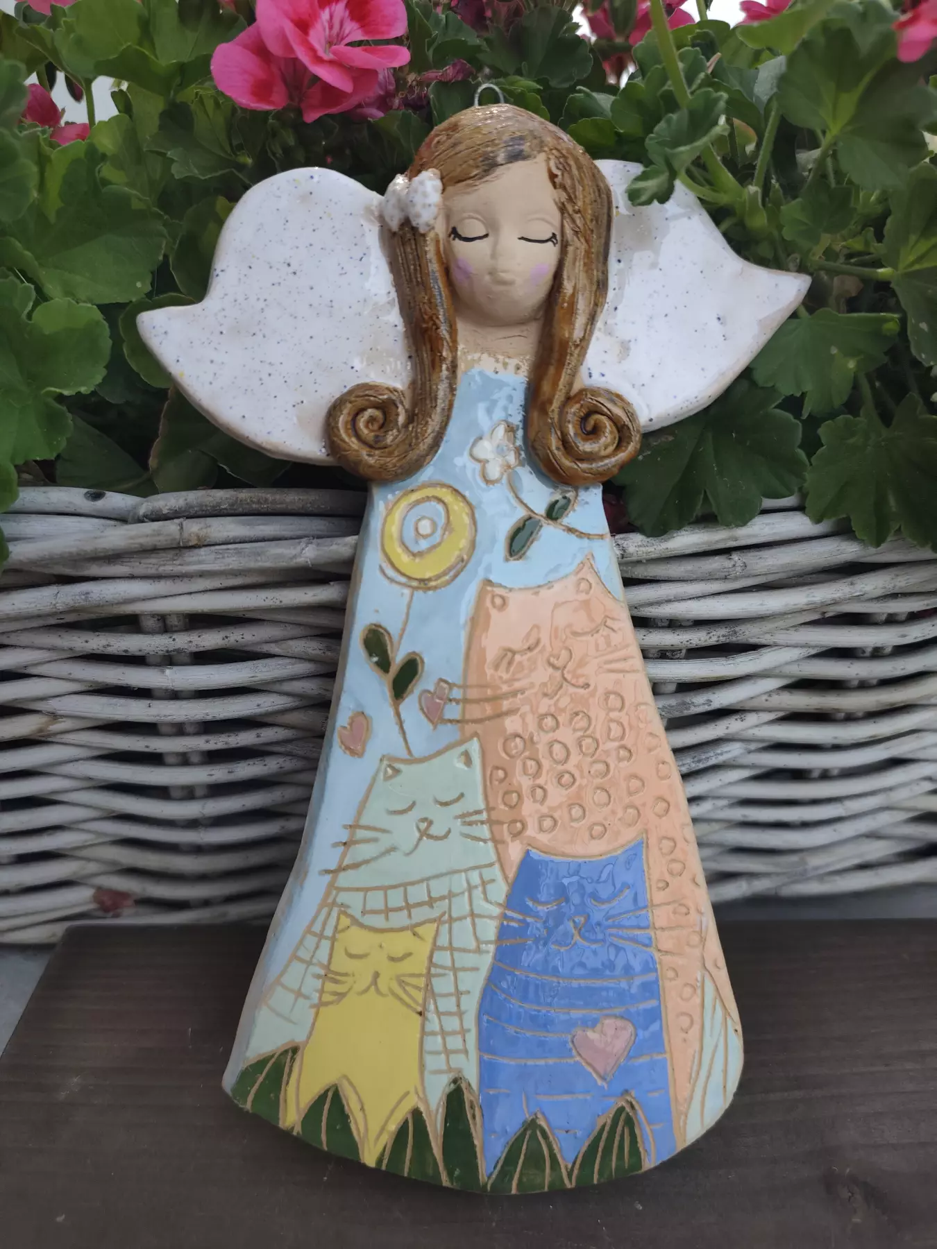 anioł ceramiczny