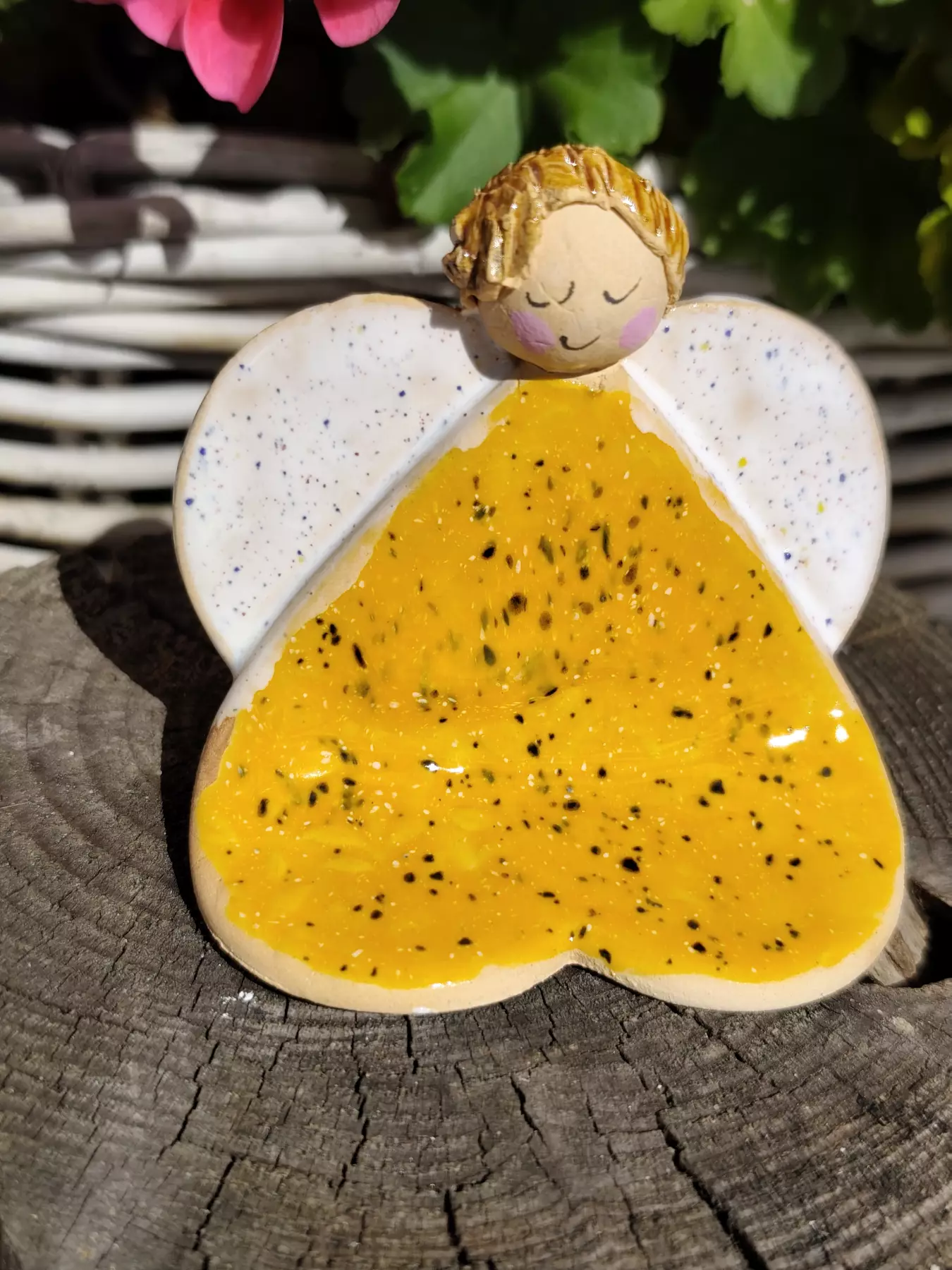 Anioł ceramiczny serduszko