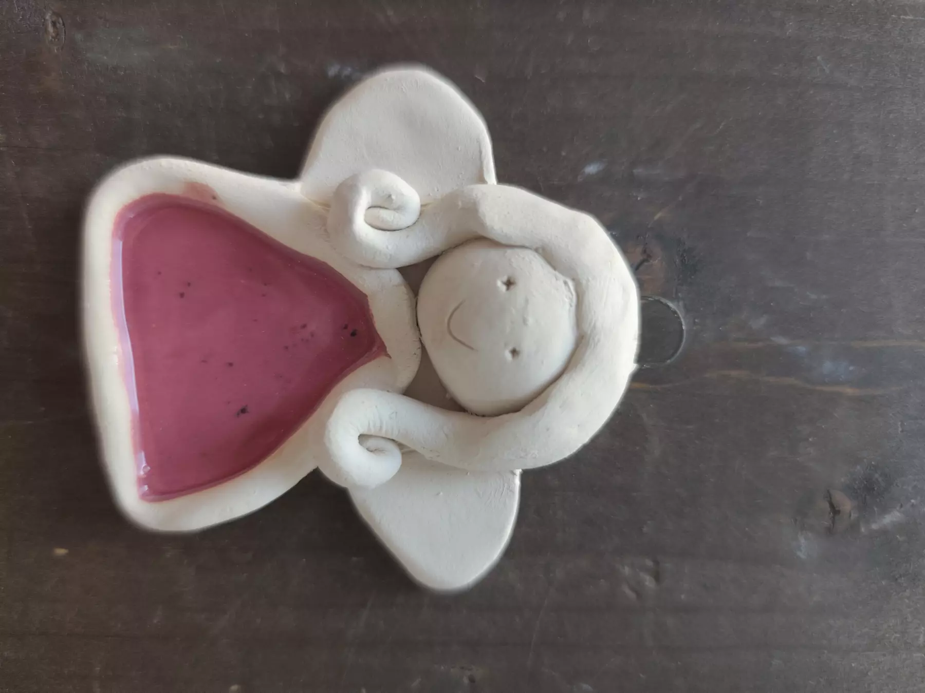Anioł ceramiczny w kolorowej sukience