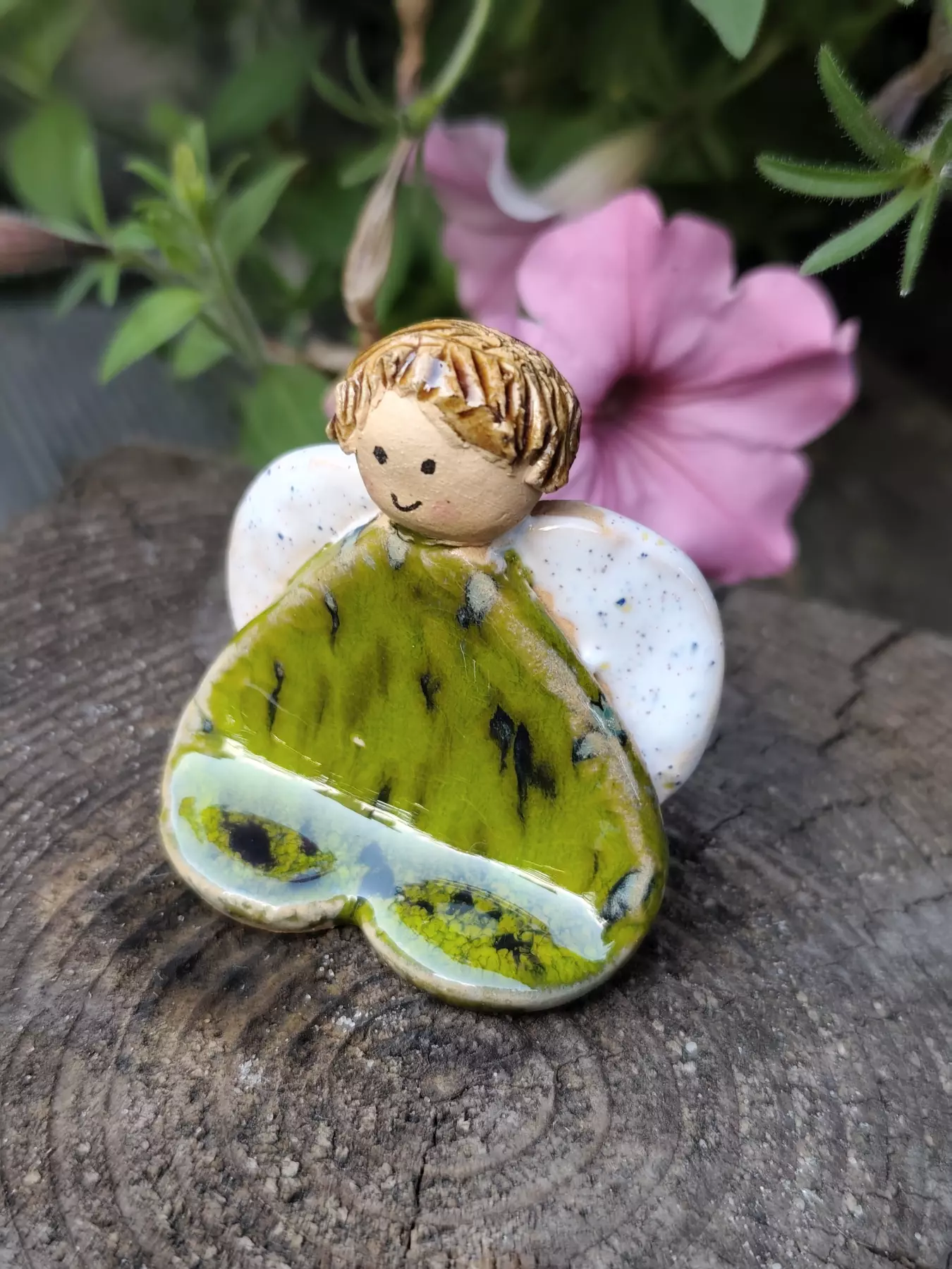 aniołek ceramiczny