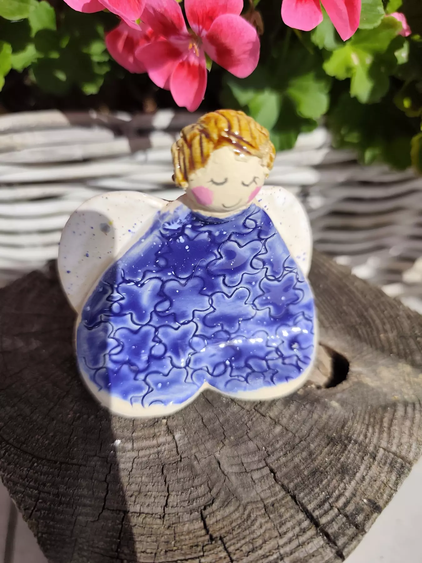Aniołek ceramiczny serduszko