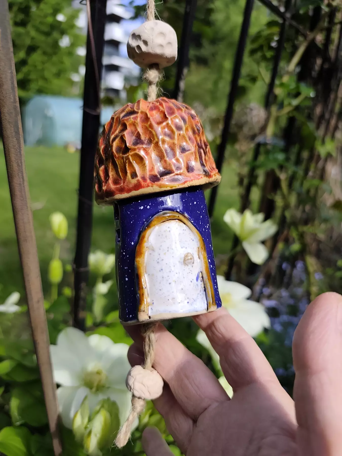 domek dzwonek ceramiczny