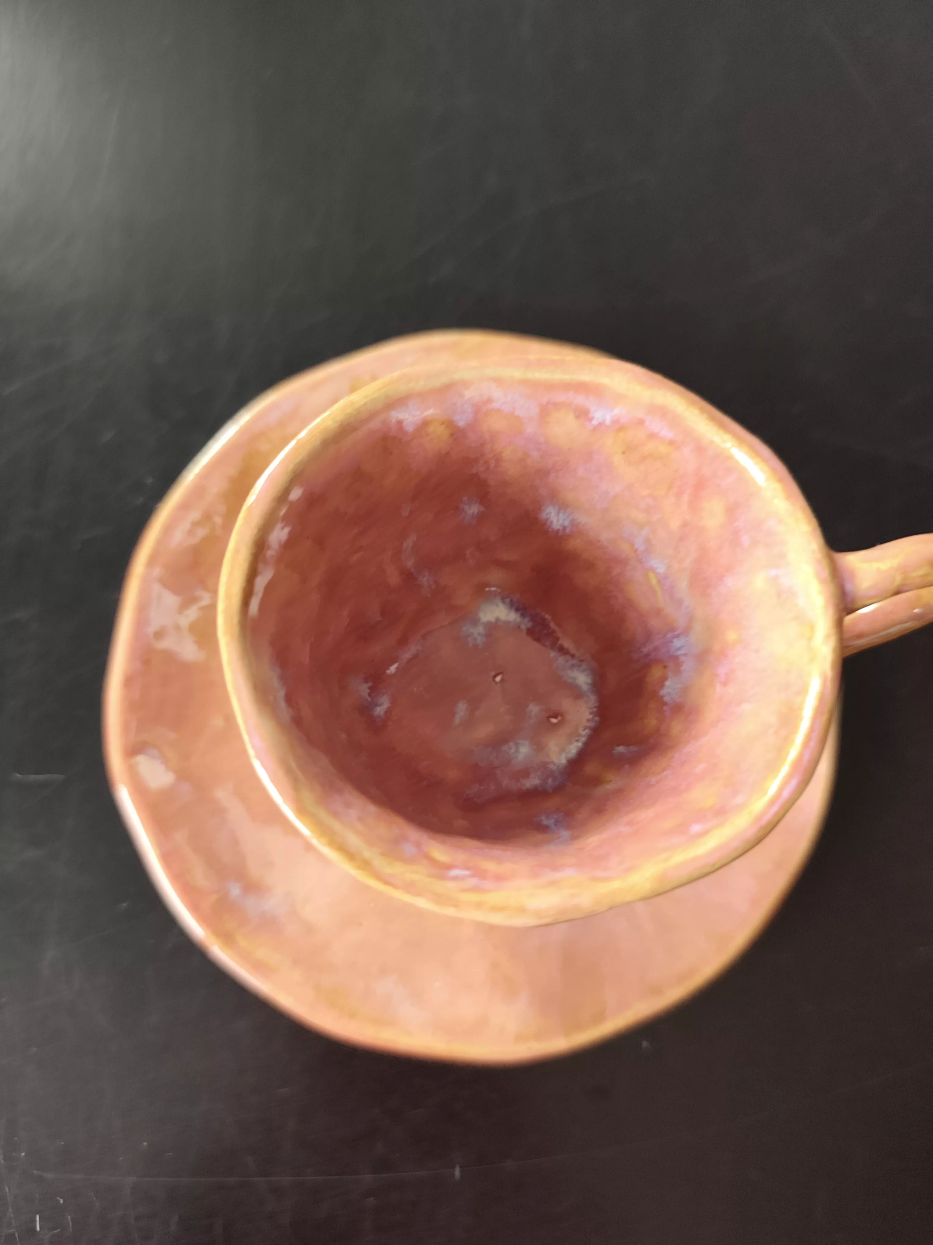 filiżanka ceramiczna z talerzykiem