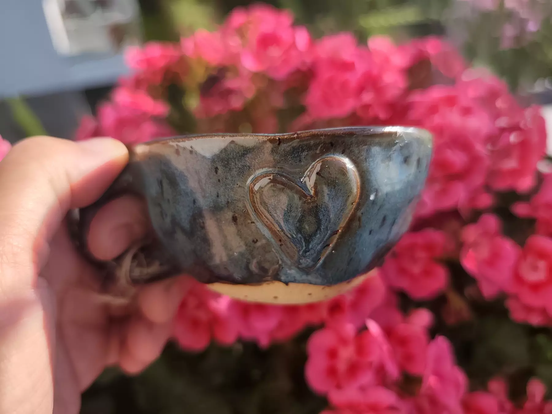 Kubek ceramiczny z sercem