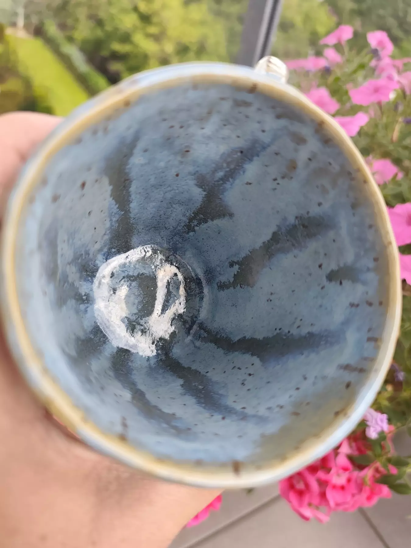 Kubek ceramiczny z sercem