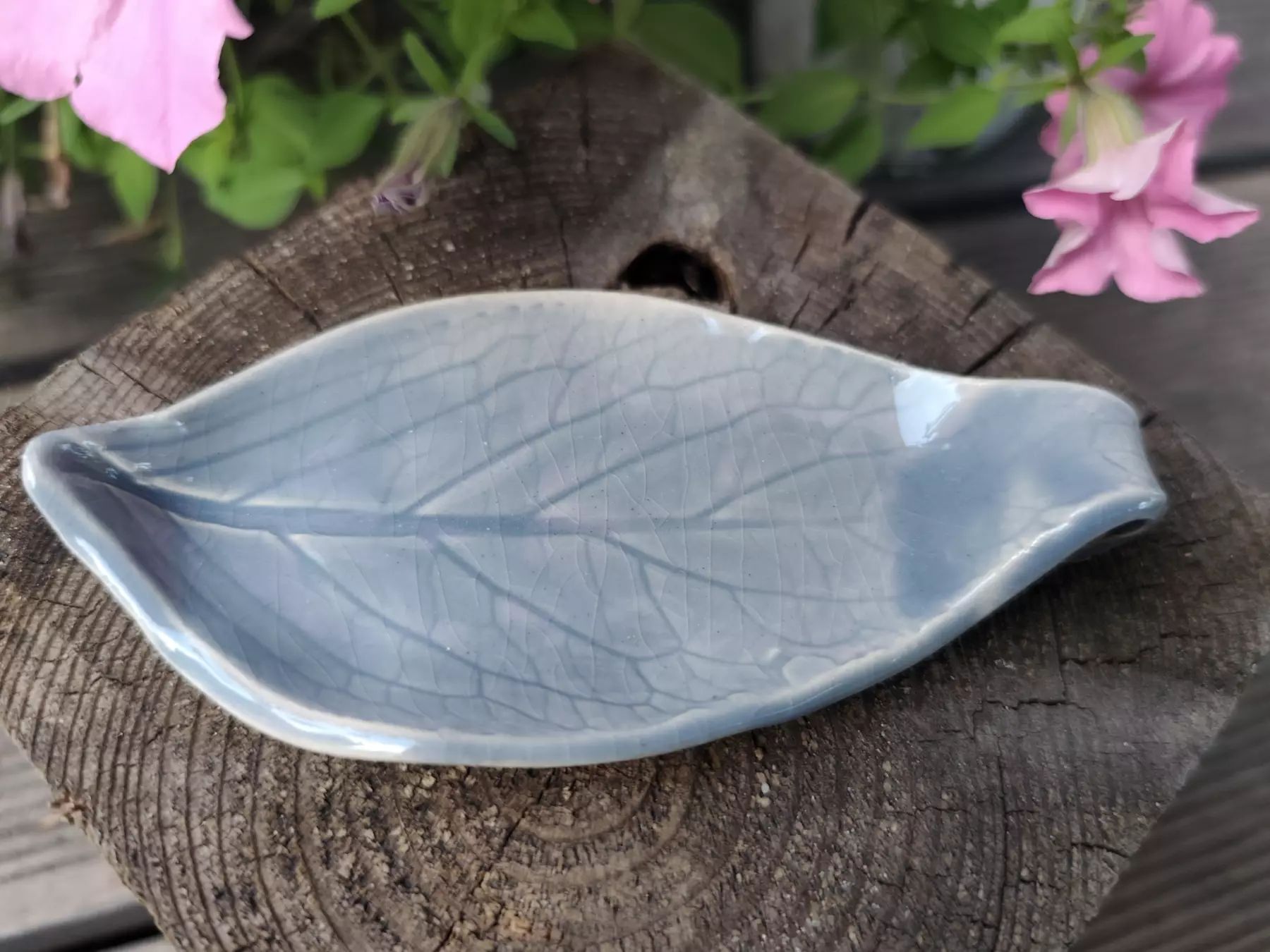 Liść ceramiczny mały