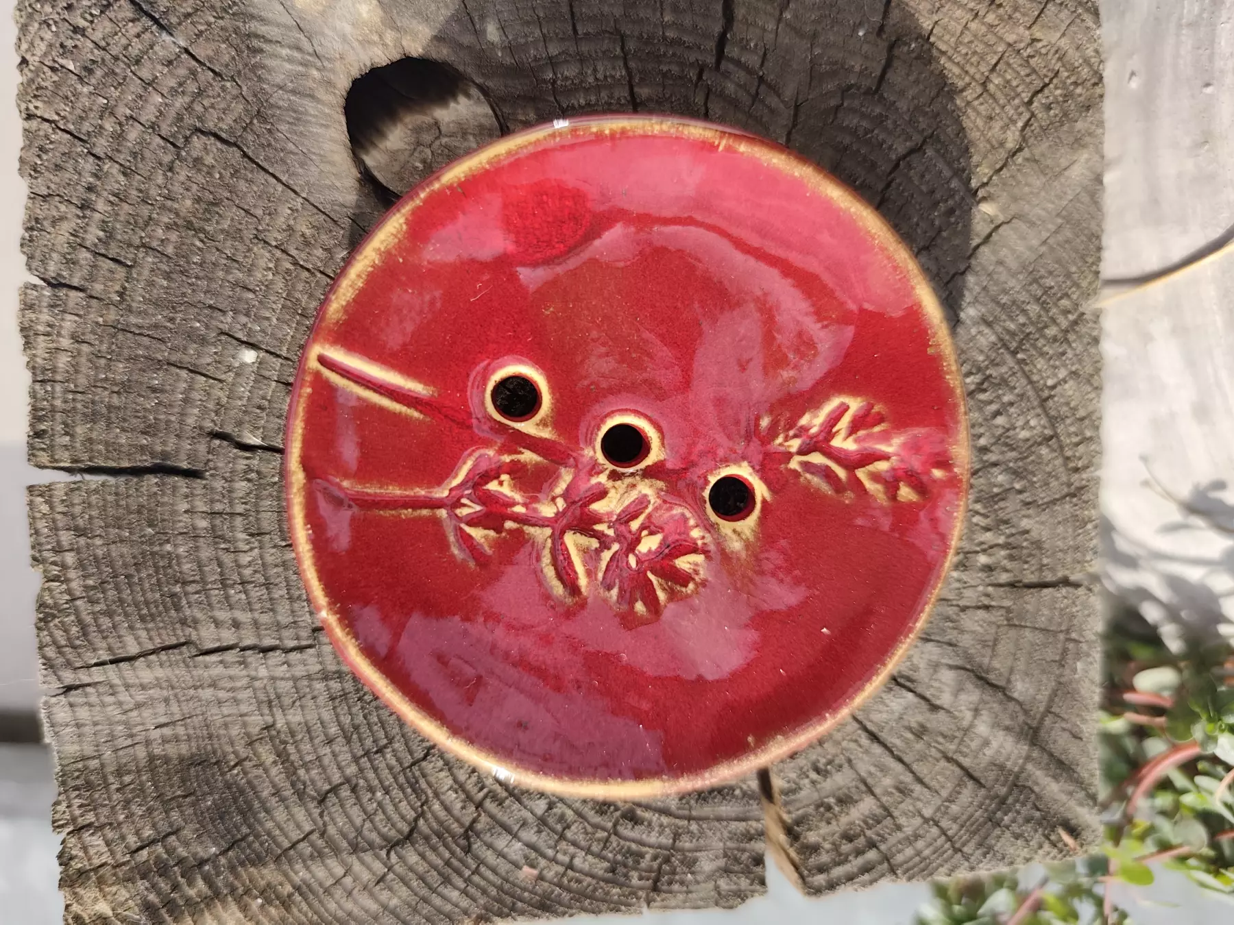 Mydelniczka ceramiczna ciemnoczerwona