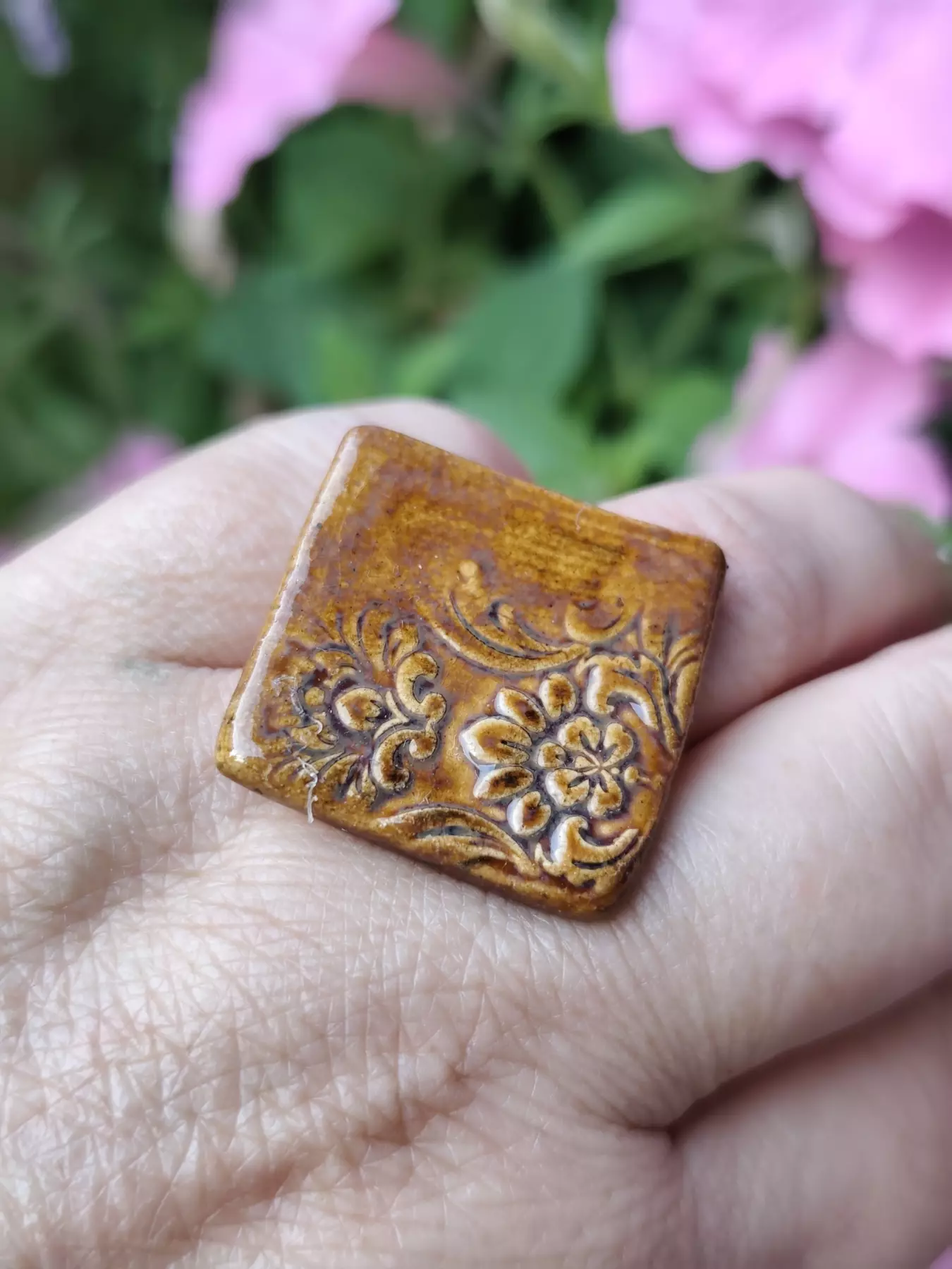 Pierścionek ceramiczny 37