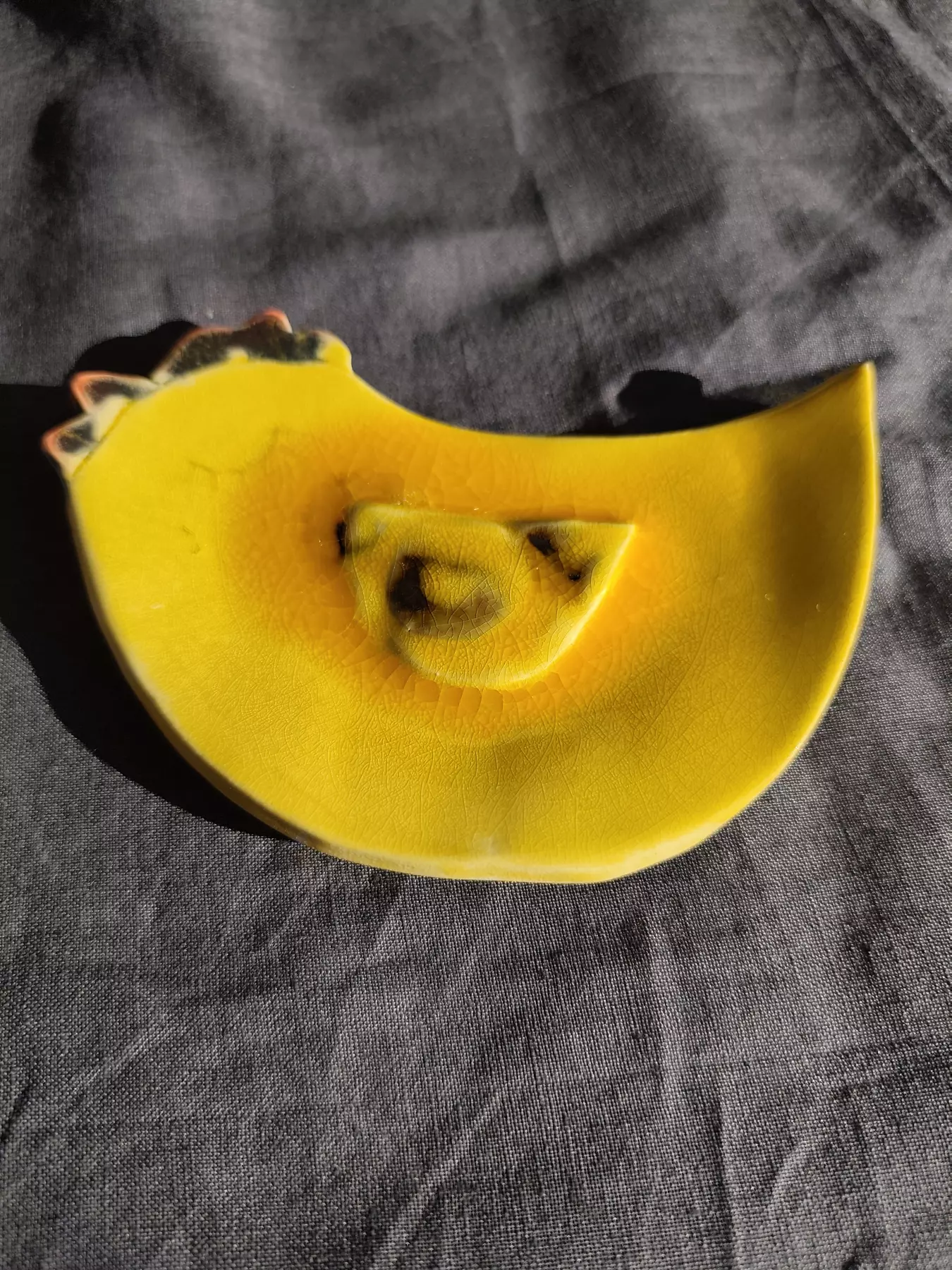 talerz kura ceramiczna